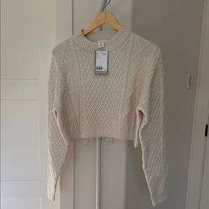 H&M Cream Cropped Cable-Knit Crewneck Sweater